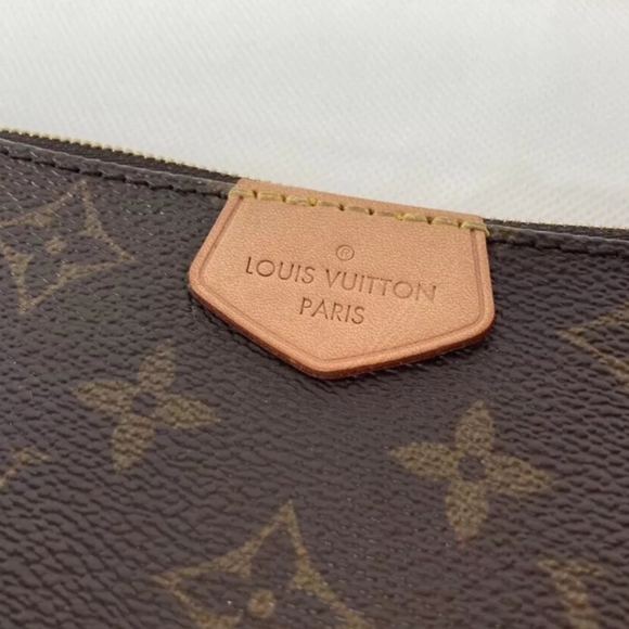 New Authentic LOUIS VUITTON LV Monogram Multiti Pochette Accessoire SMALL WCHAIN - Picture 6 of 14